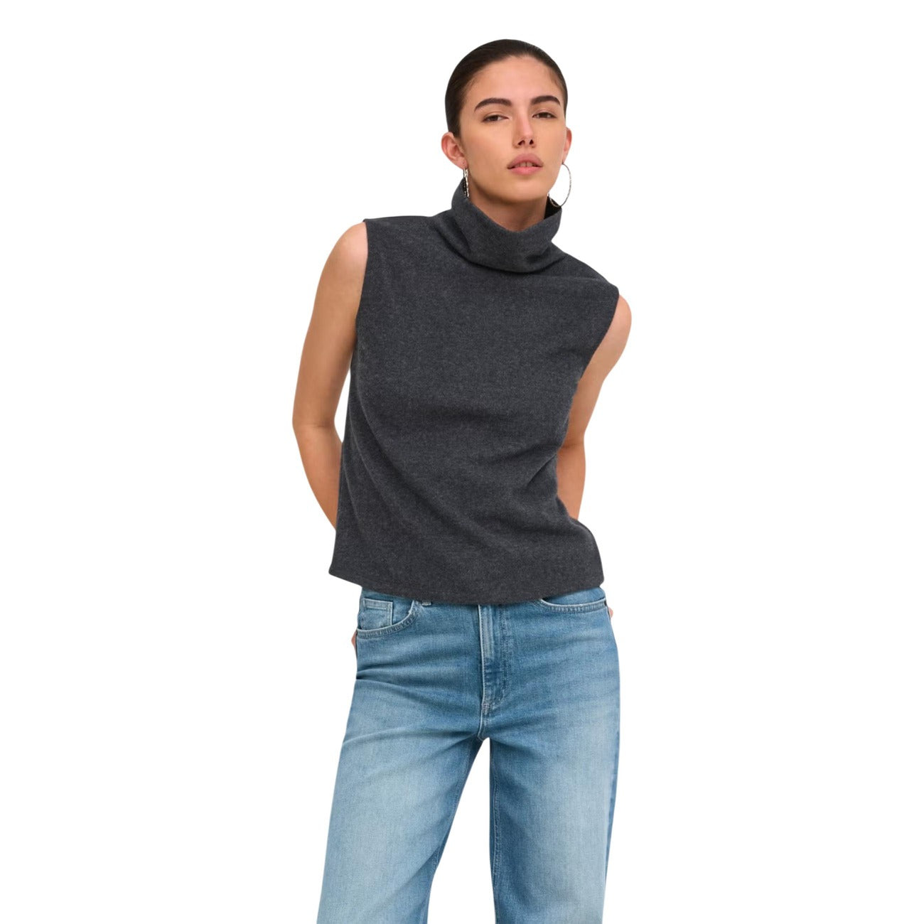 Jacqueline de Yong women's brown sleeveless jumper