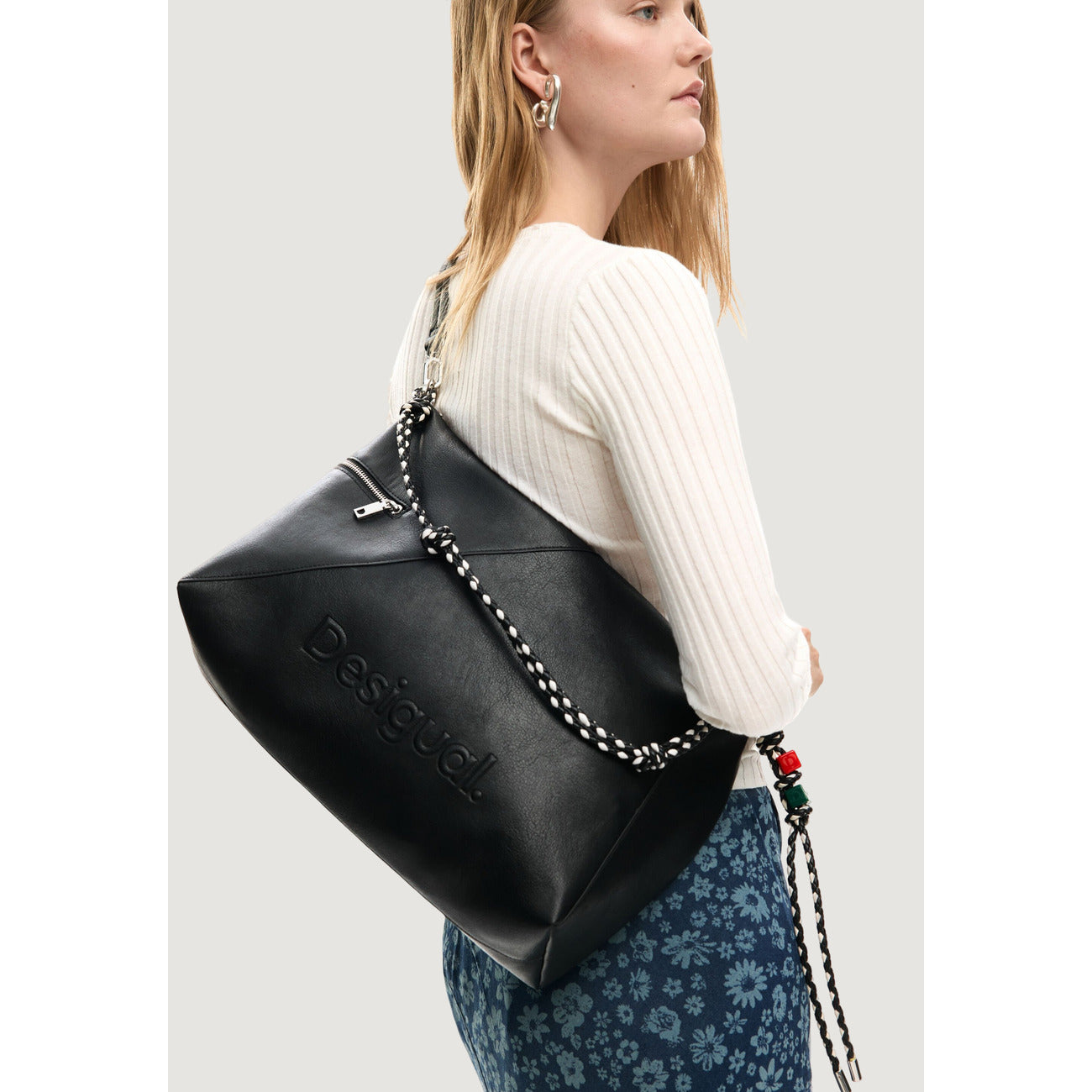 Grand sac à main femme Desigual avec bandoulière – Noir
