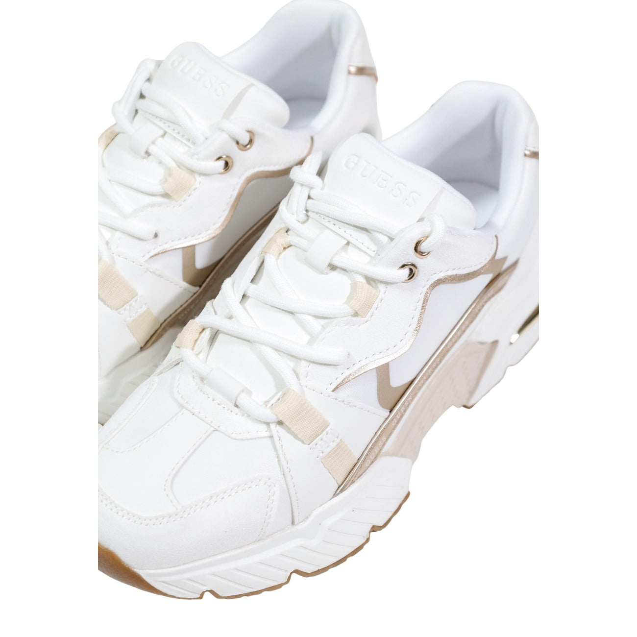 Baskets femme Guess à lacets – Blanc