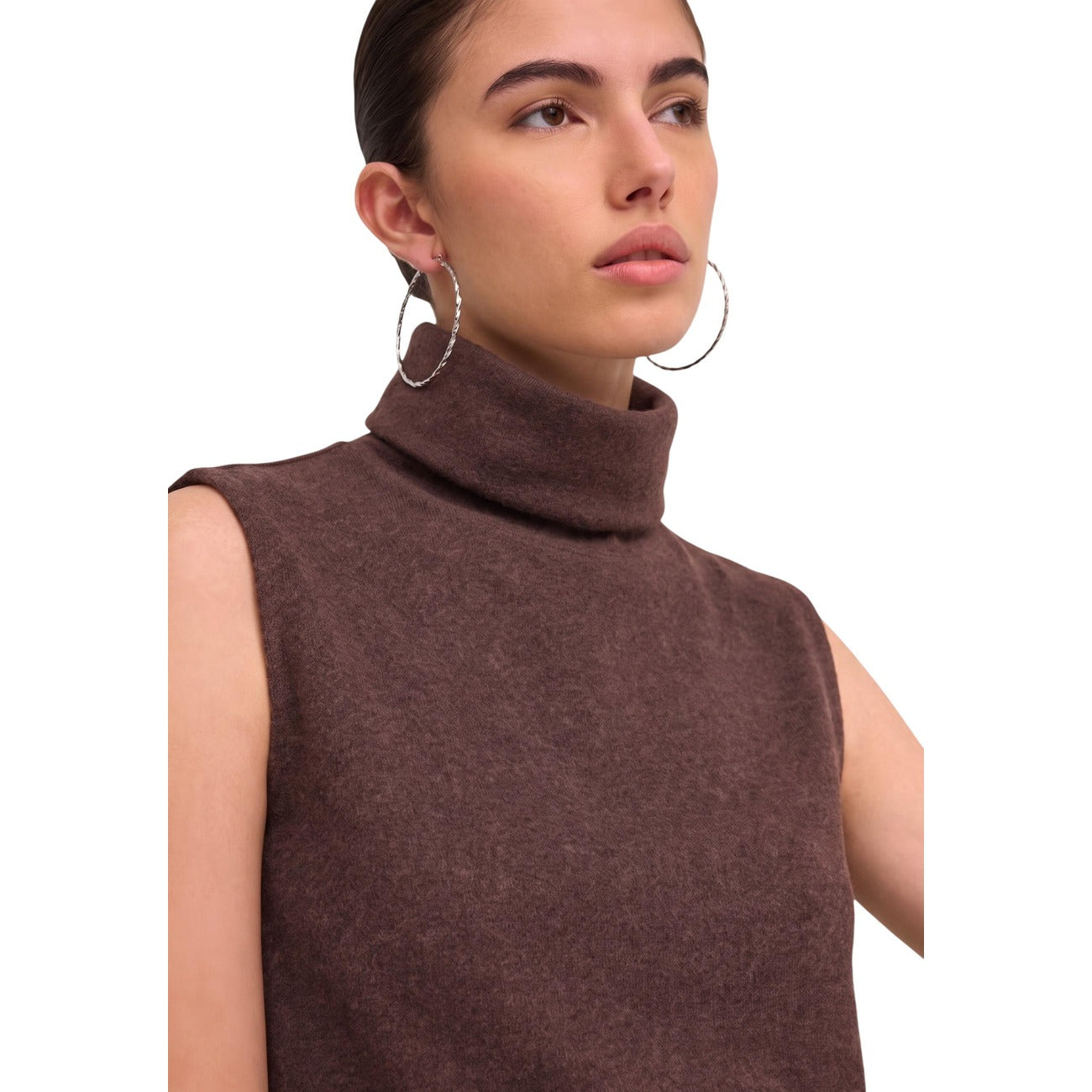 Jacqueline de Yong women's brown sleeveless jumper