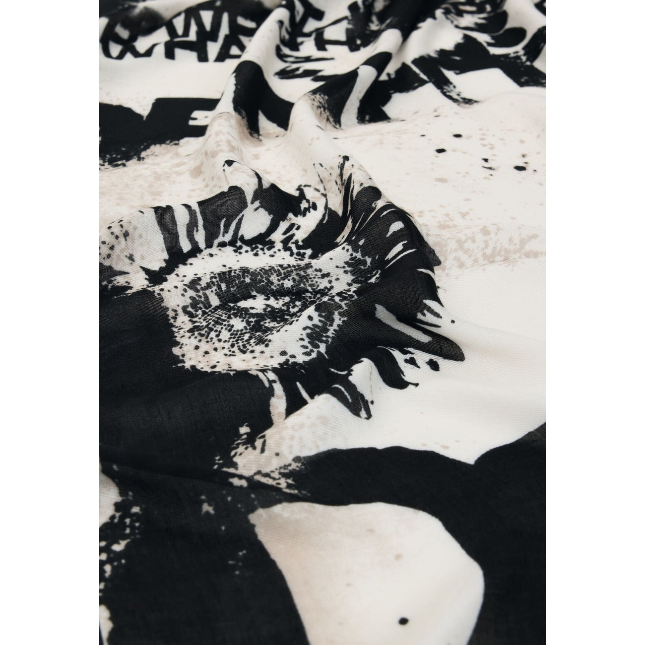 Desigual women's floral scarf – White