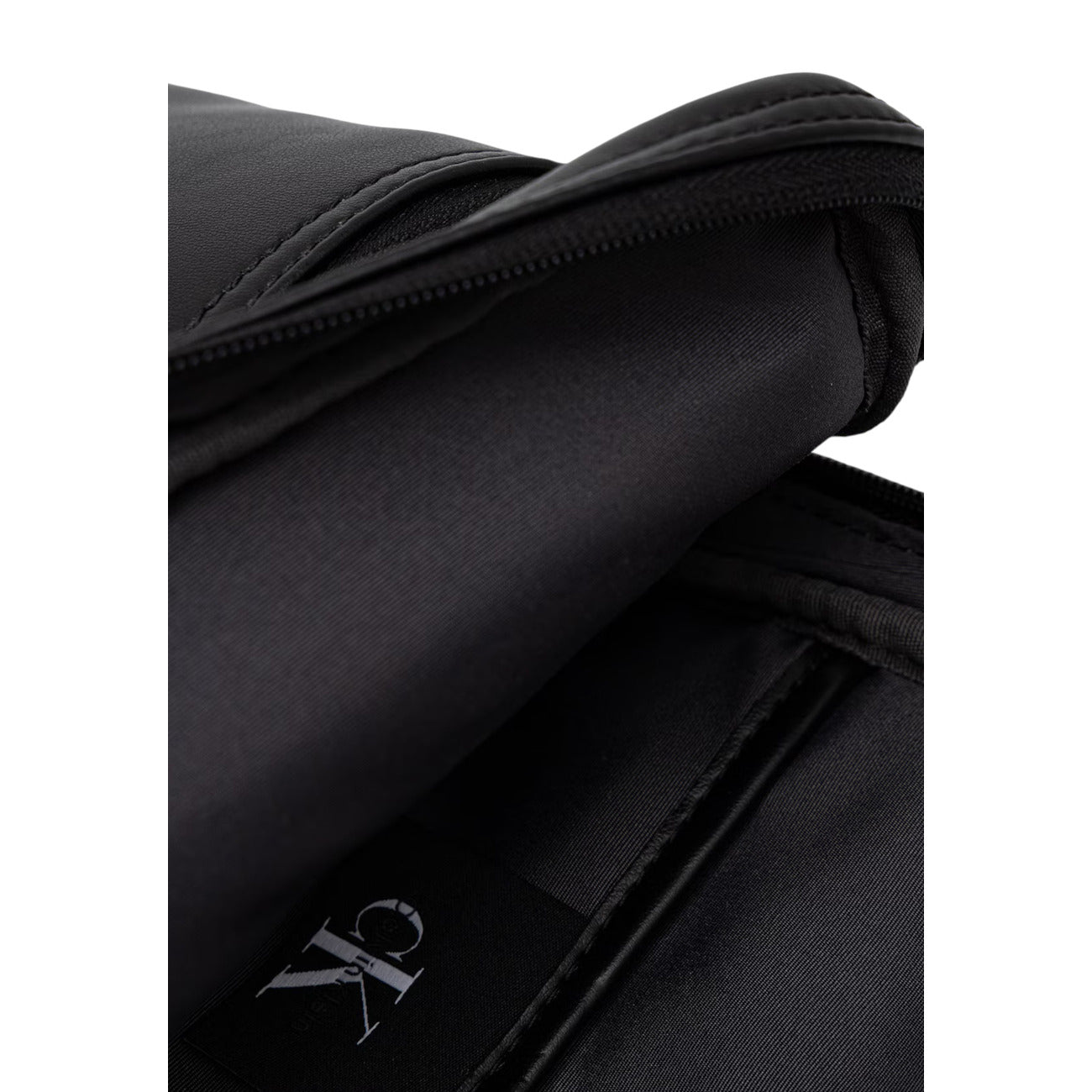 Calvin Klein - Calvin Klein Men's Bags