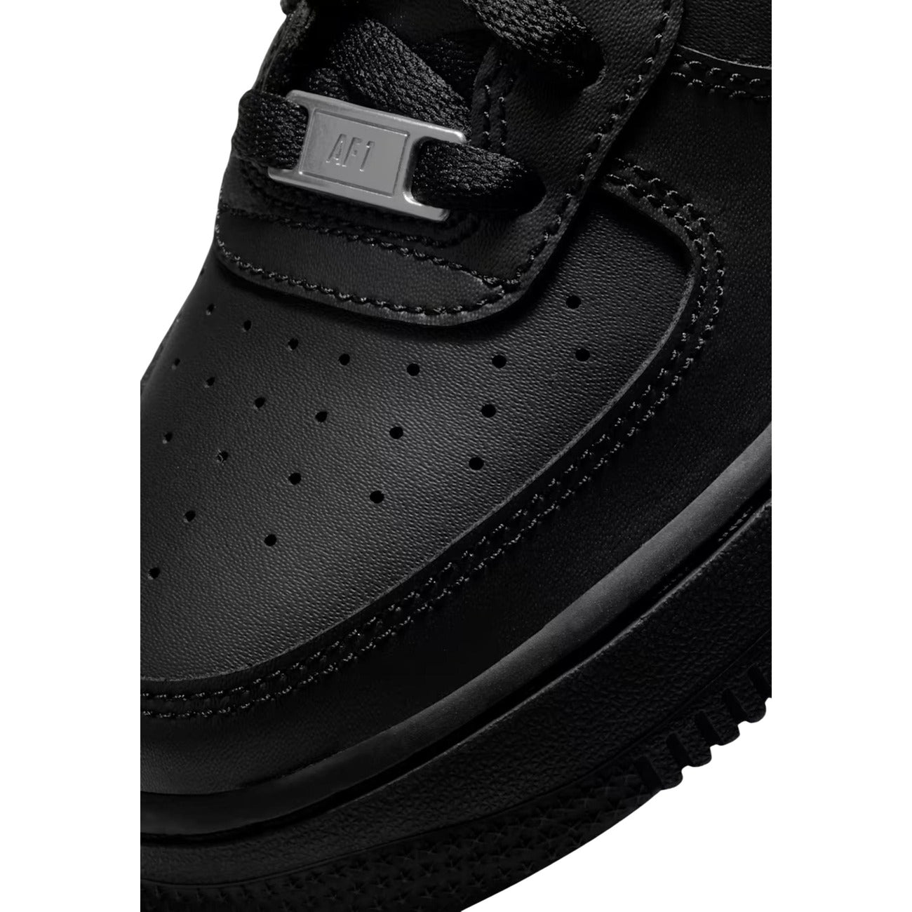 Women's Nike Air Force 1 Sneakers - Black