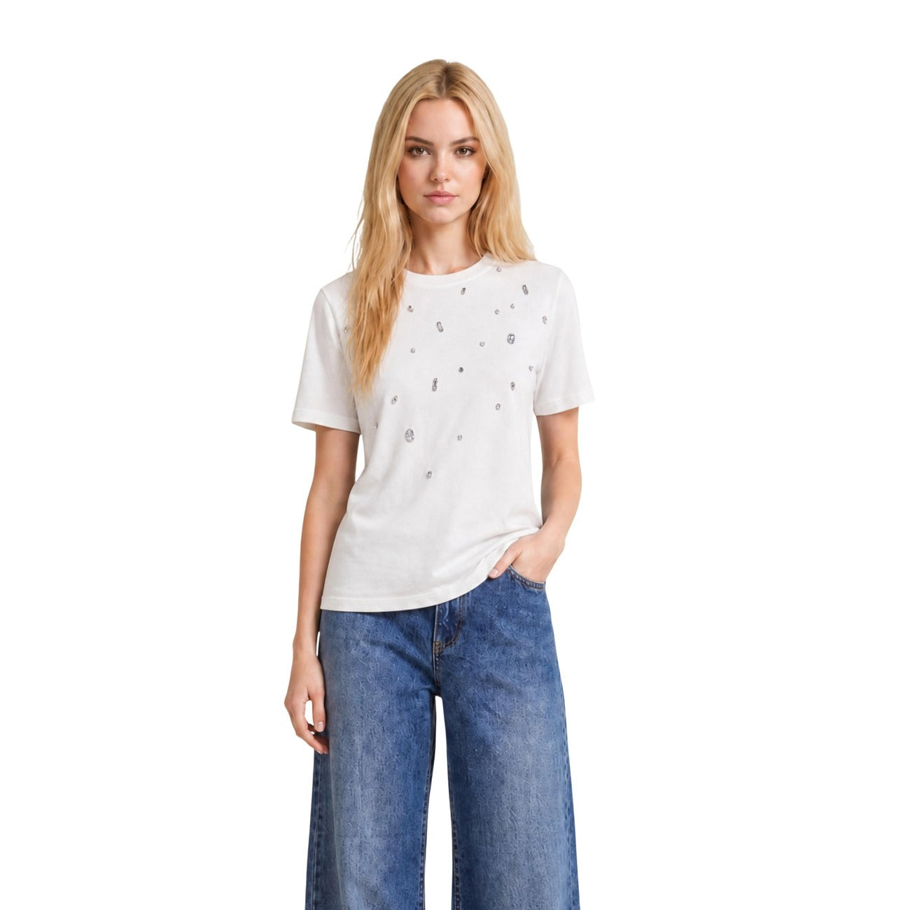 Women's Only organic cotton and modal t-shirt – Black and white
